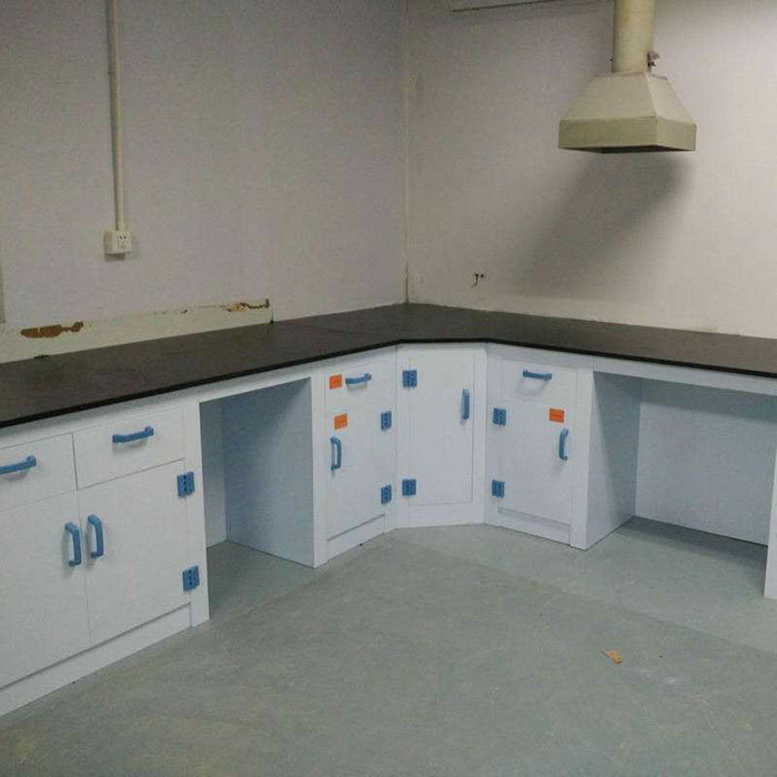 山東不銹鋼實驗臺廠家