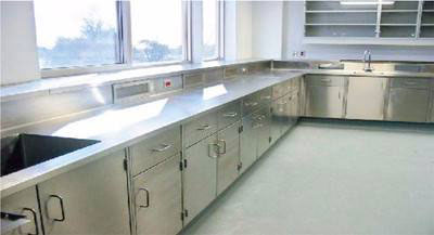 如何避免全鋼實(shí)驗(yàn)室工作臺(tái)潛伏的隱憂？